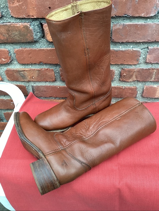 Frye Cognac Leather  Riding Boots men’s size 8 D or women size 9 1/2 main image 5